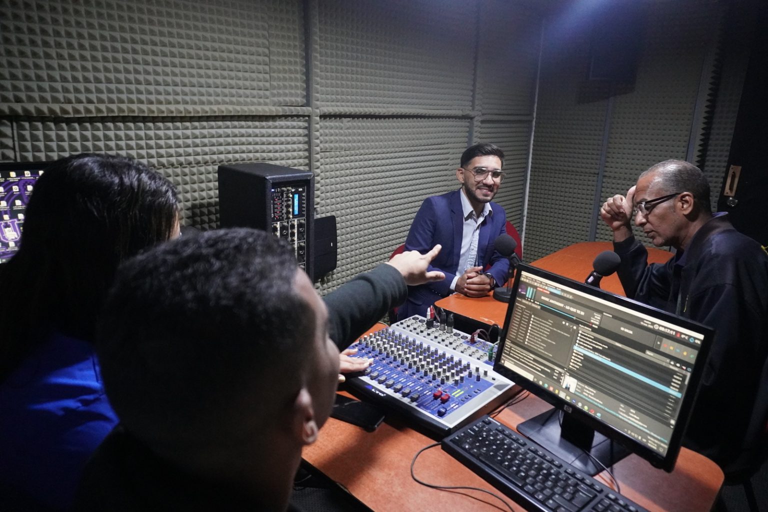 Unir radio digital (3)